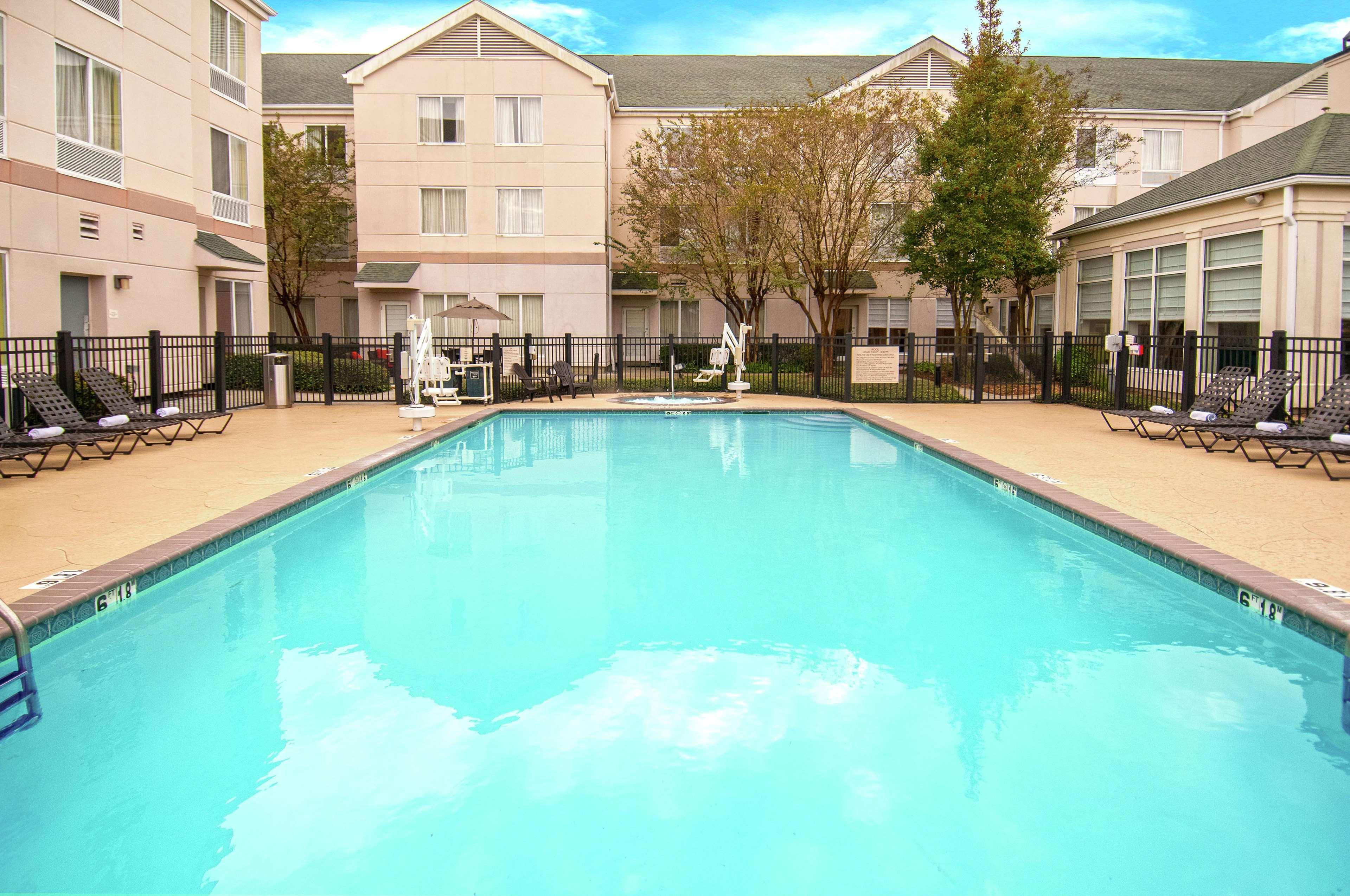 Hilton Garden Inn New Orleans Airport Kenner Exterior photo