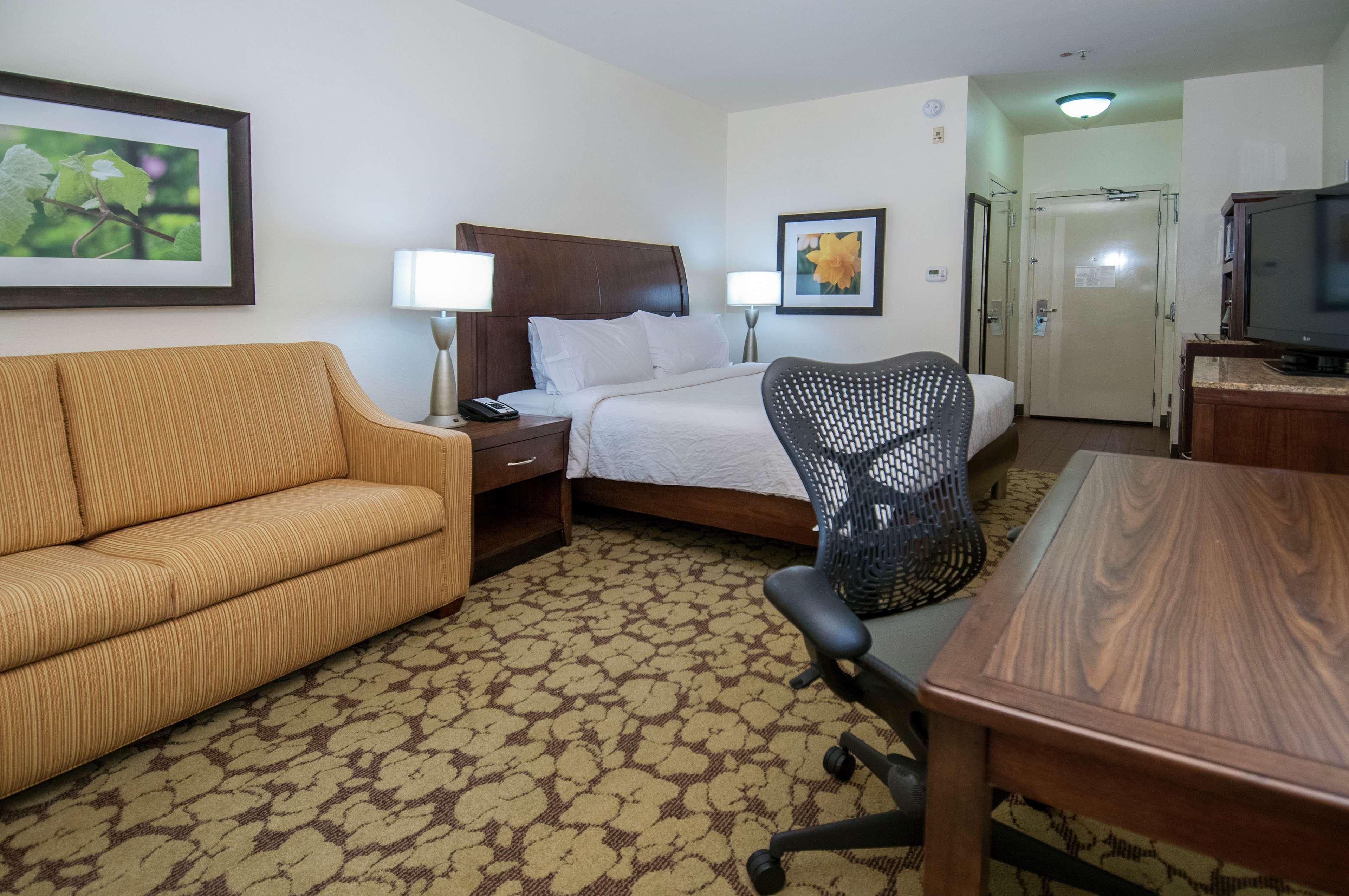 Hilton Garden Inn New Orleans Airport Kenner Exterior photo